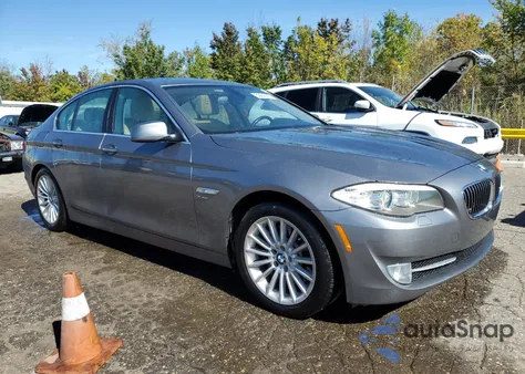 2011 BMW 535 Xi from USA, damaged, VIN WBAFU7C59BC869824